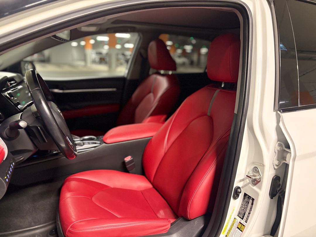 Car Image 2019 TOYOTA CAMRY XSE