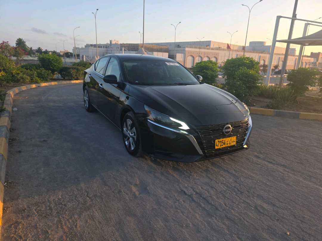 Car Image 2023 NISSAN ALTIMA SV