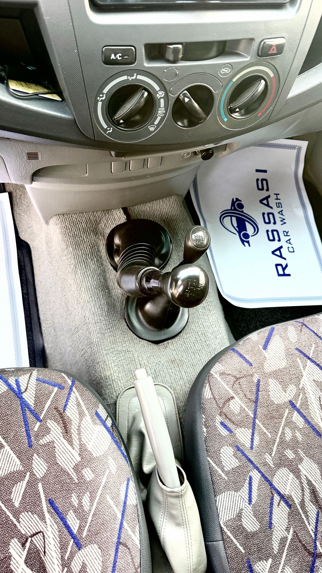 Car Image 2008 TOYOTA HILUX 2.7