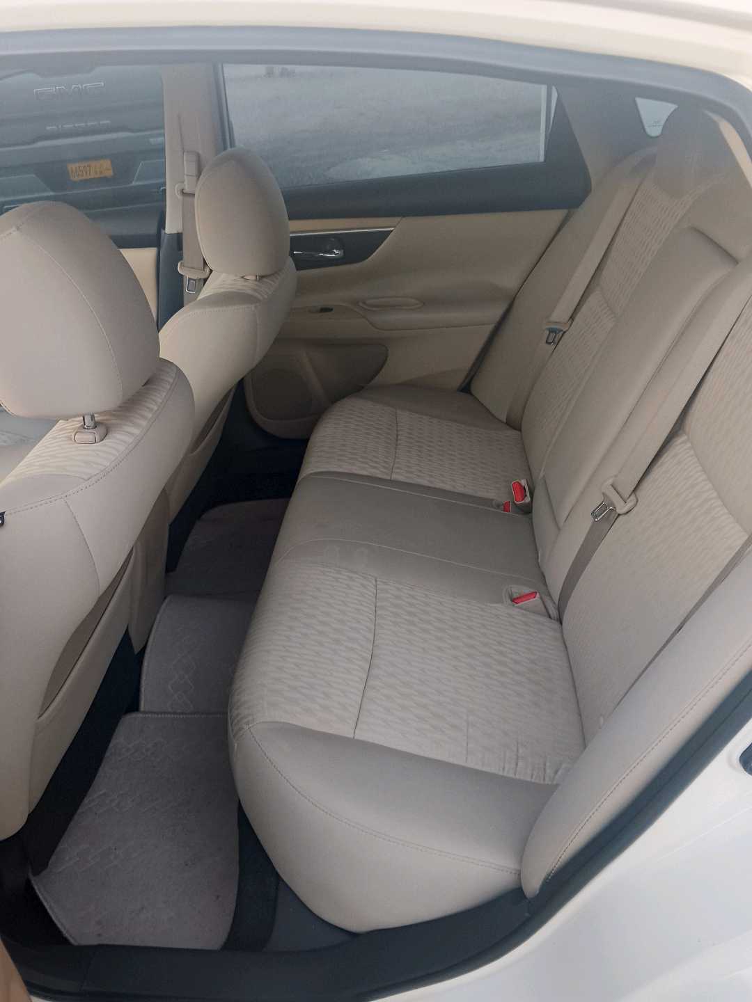 Car Image 2016 NISSAN ALTIMA SV