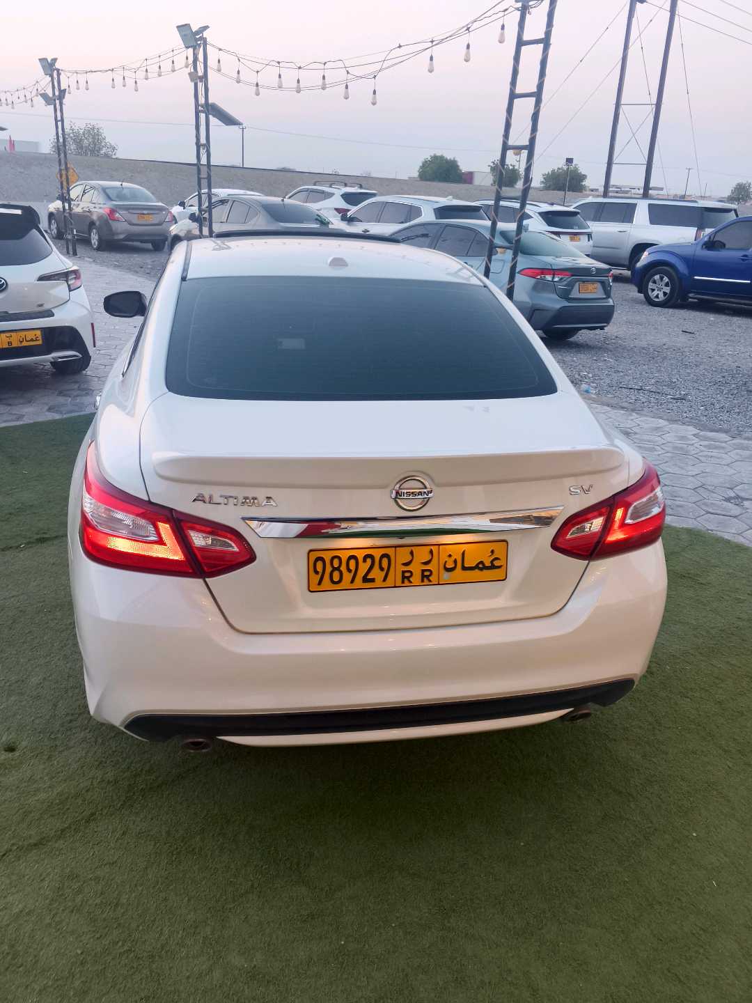 Car Image 2016 NISSAN ALTIMA SV