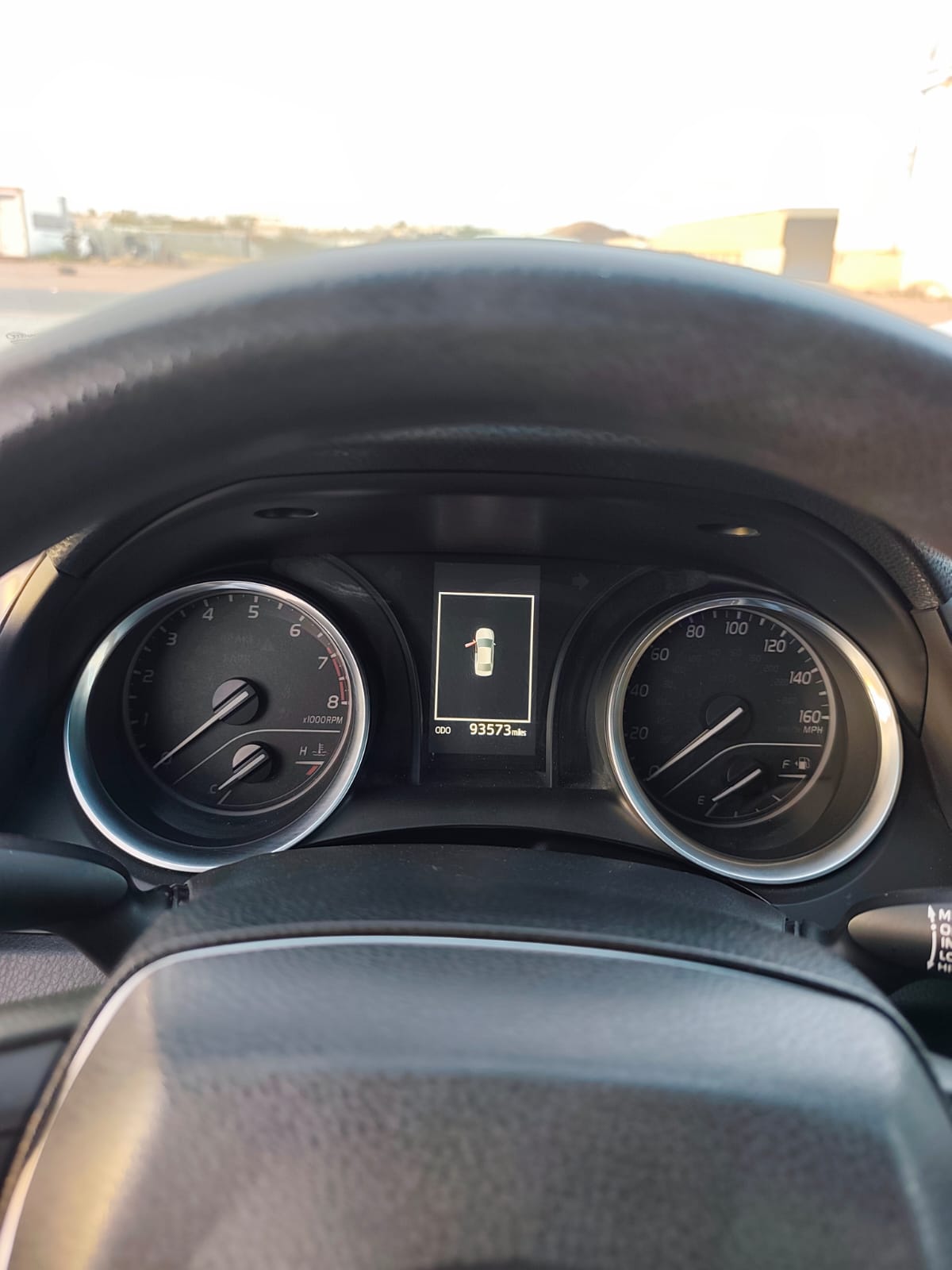 Car Image 2018 TOYOTA CAMRY LE