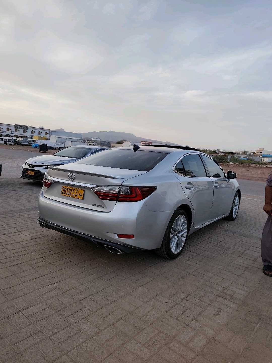 Car Image 2016 LEXUS ES 350