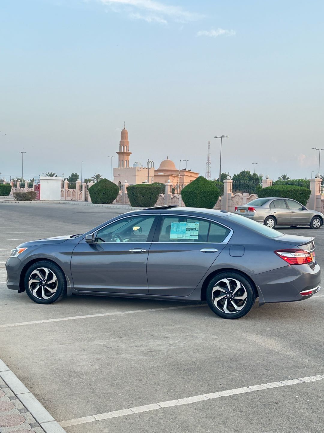 Car Image 2017 HONDA ACCORD EXL