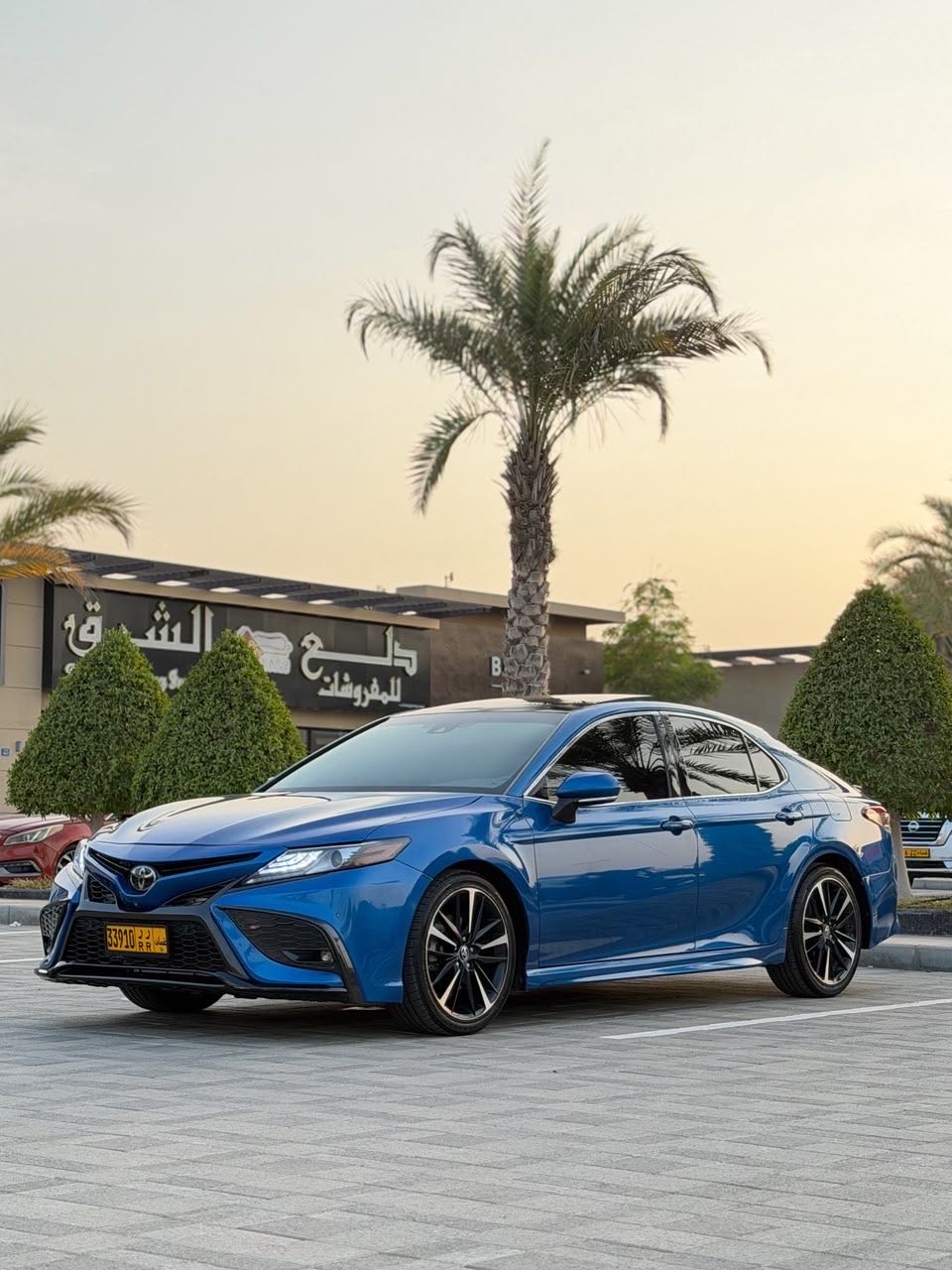 Car Image 2018 TOYOTA CAMRY XSE