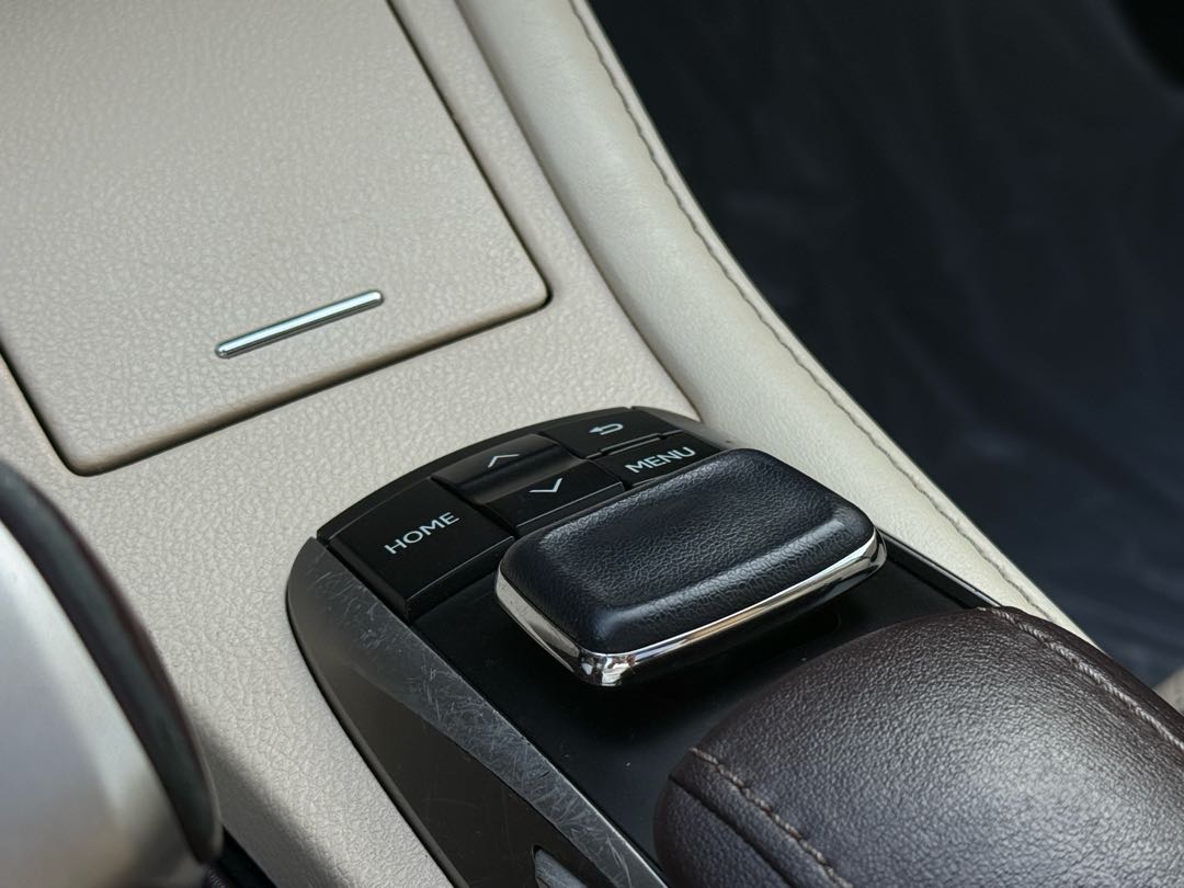 Car Image 2018 LEXUS ES 350