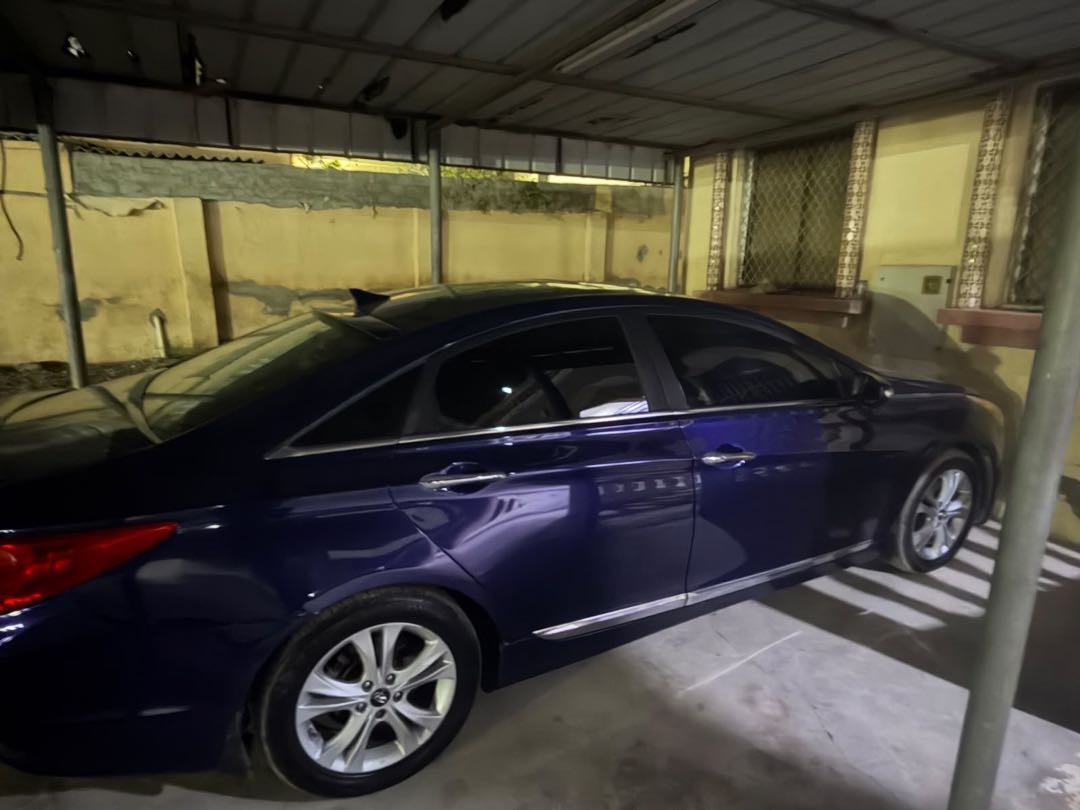 Car Image 2011 HYUNDAI SONATA LIMITED