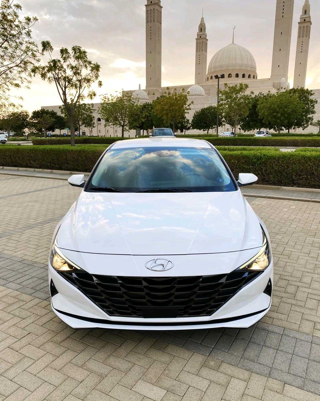 HYUNDAI ELANTRA 2023