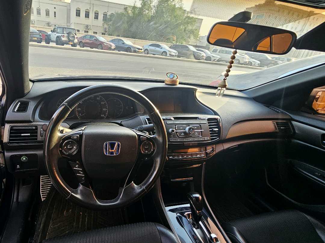 Car Image 2017 HONDA ACCORD SPORT