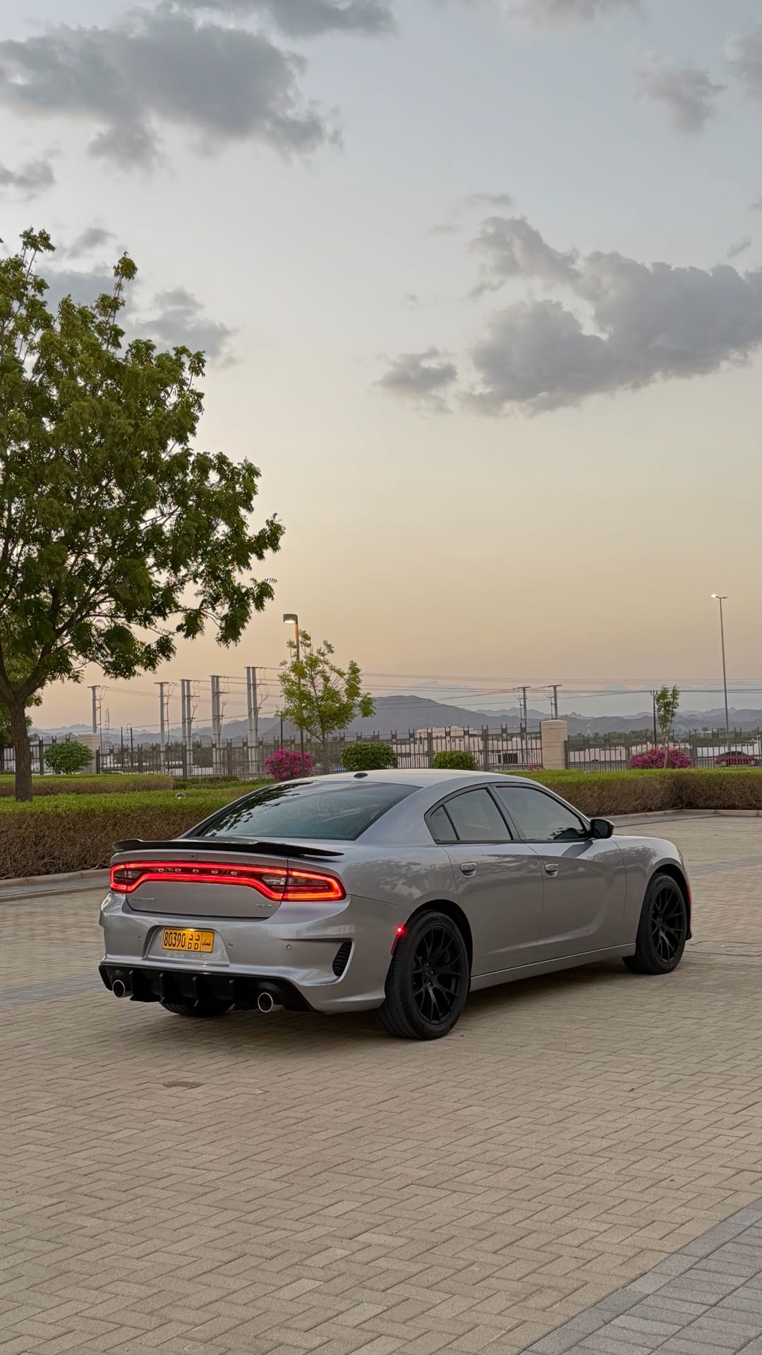 Car Image 2018 DODGE CHARGER SXT