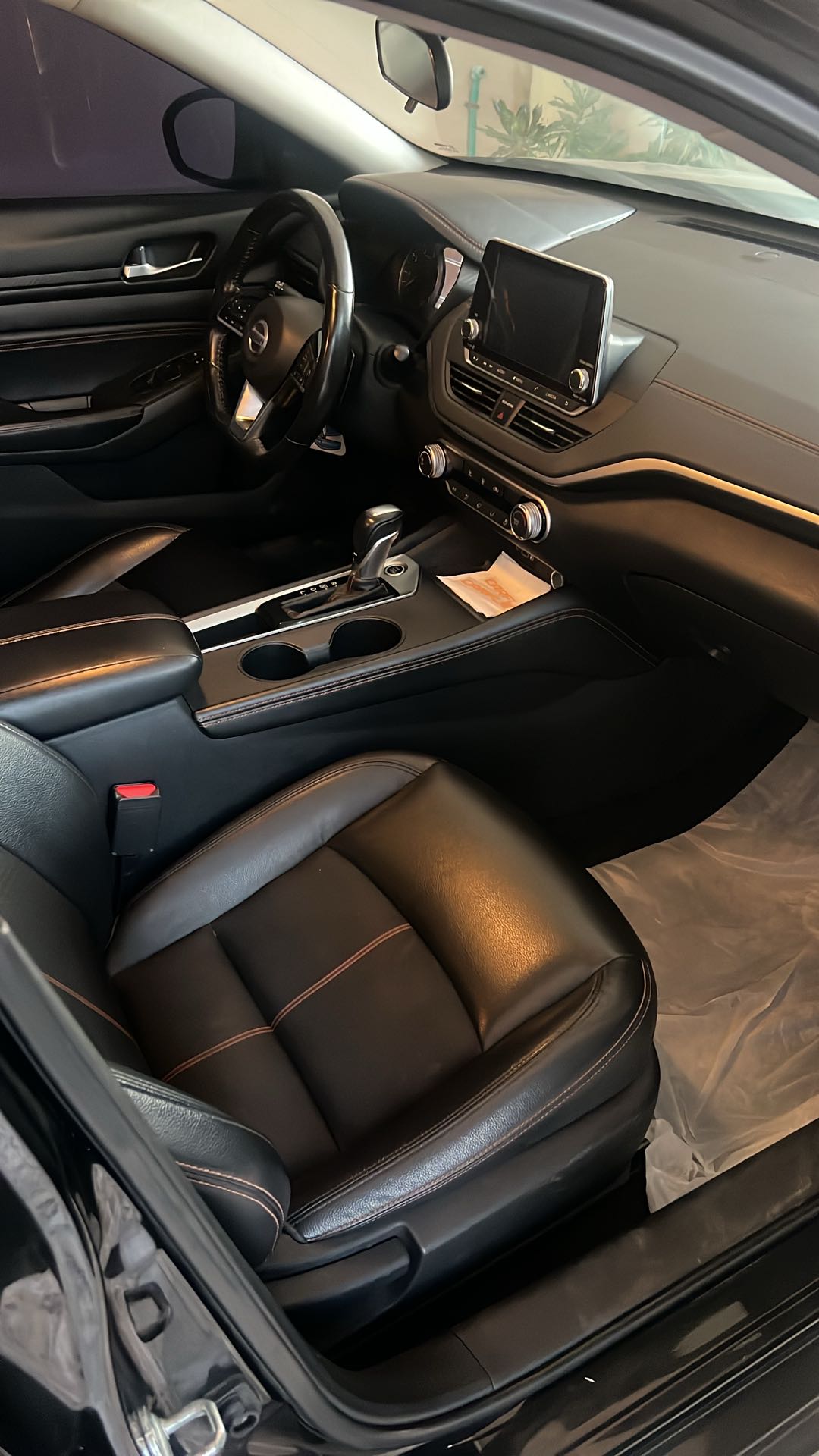 Car Image 2019 NISSAN ALTIMA SR
