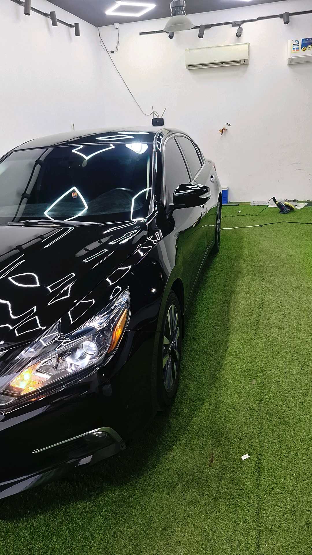 Car Image 2017 NISSAN ALTIMA SL