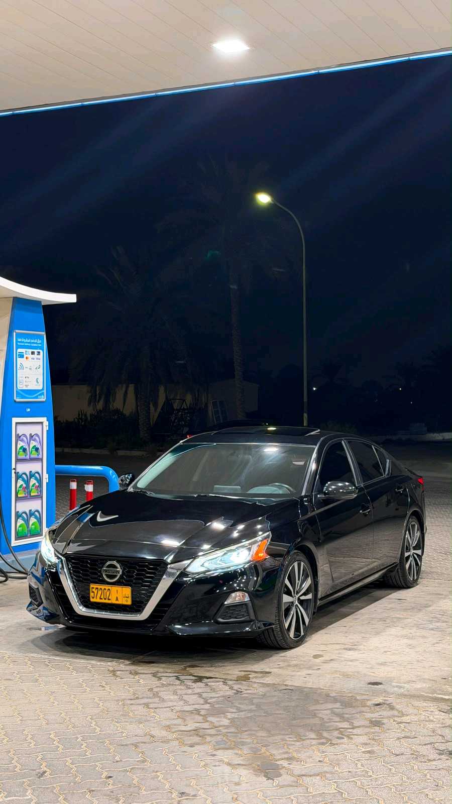 Car Image 2019 NISSAN ALTIMA SV