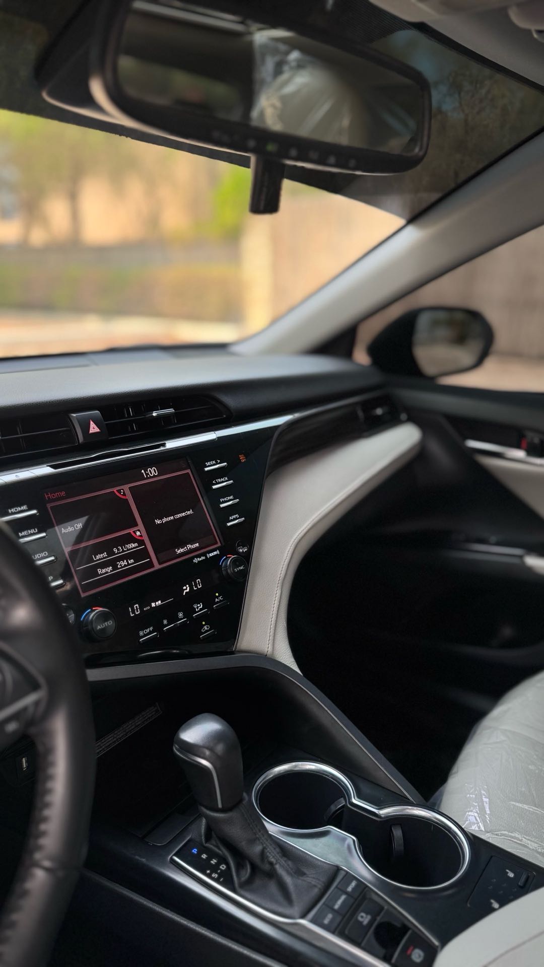 Car Image 2020 TOYOTA CAMRY XLE