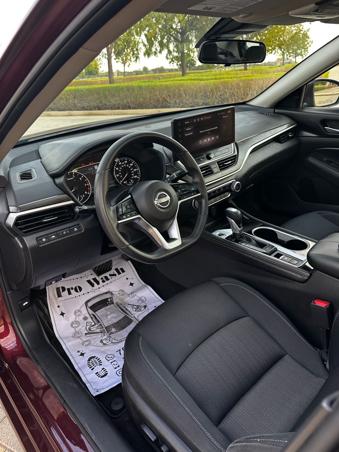 Car Image 2024 NISSAN ALTIMA SV