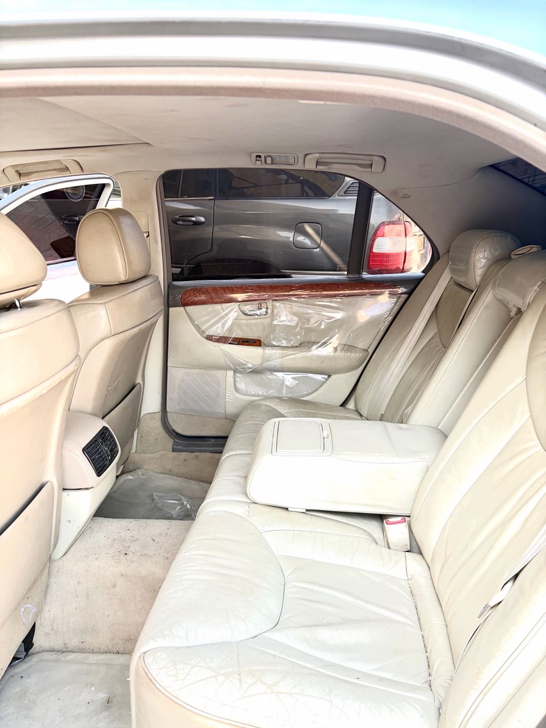 Car Image 2002 LEXUS LS 430