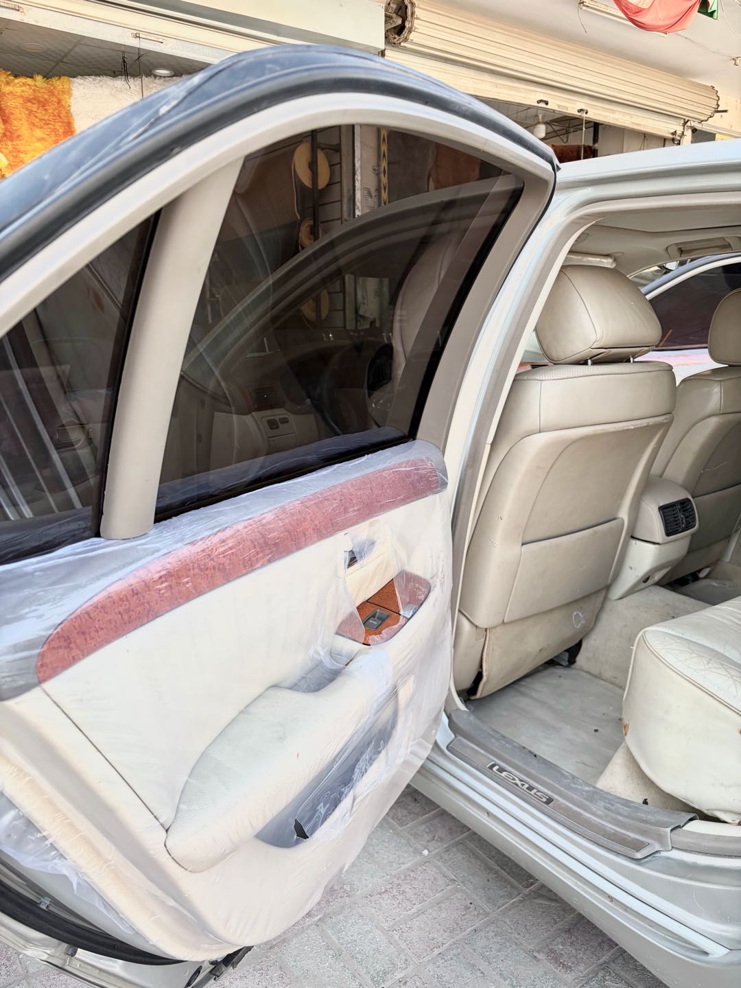 Car Image 2002 LEXUS LS 430