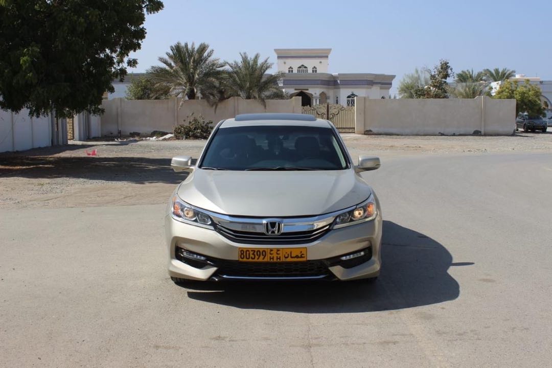 Car Image 2017 HONDA ACCORD EXL