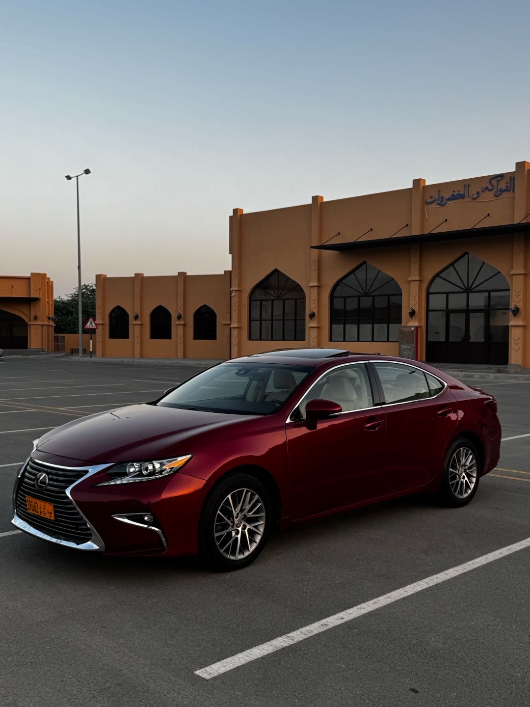 Car Image 2018 LEXUS ES 350