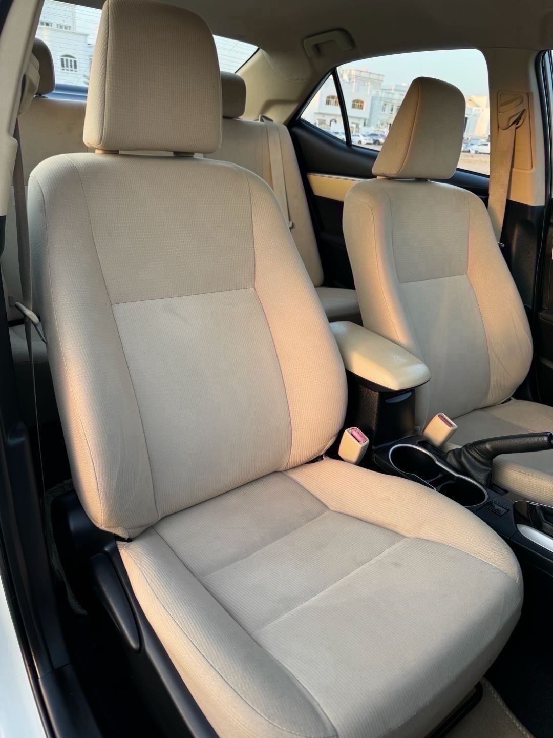 Car Image 2018 TOYOTA COROLLA XLI