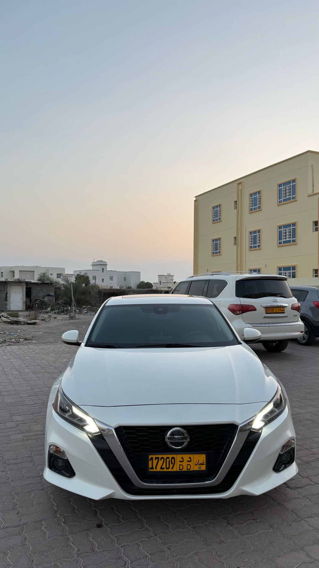Car Image 2019 NISSAN ALTIMA SL