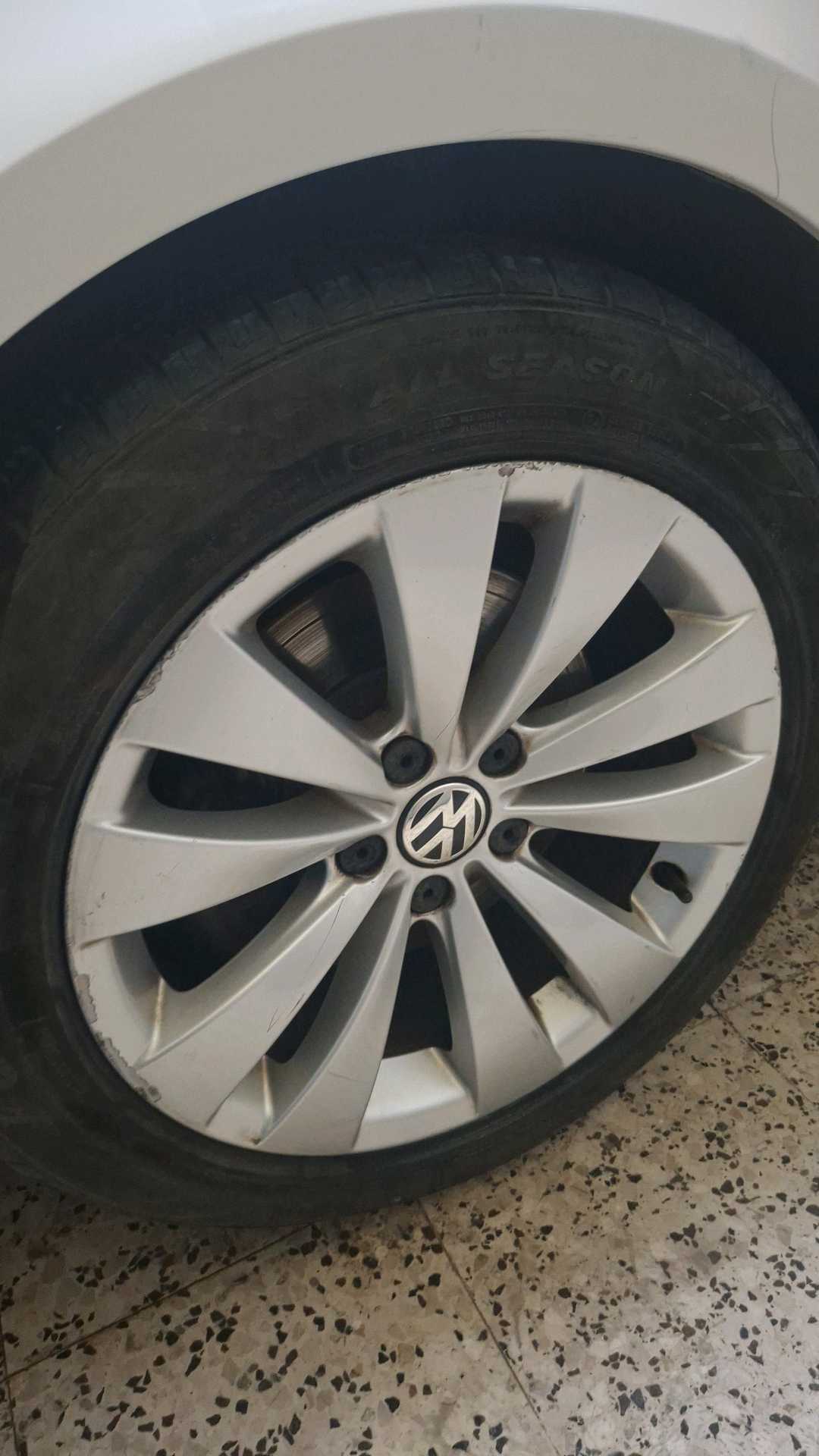 Car Image 2014 VOLKSWAGEN CC 