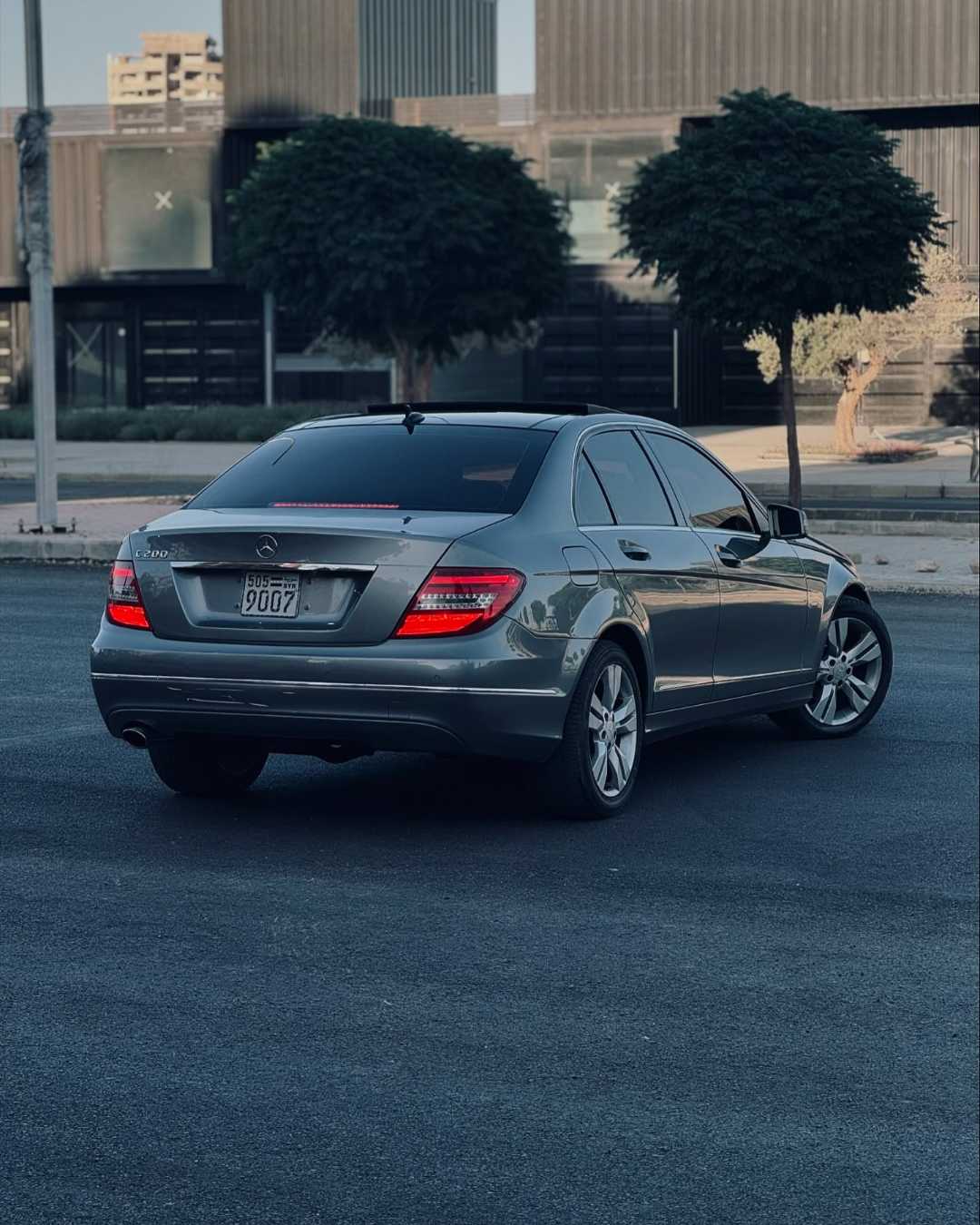 Car Image 2012 MERCEDES C Class 200
