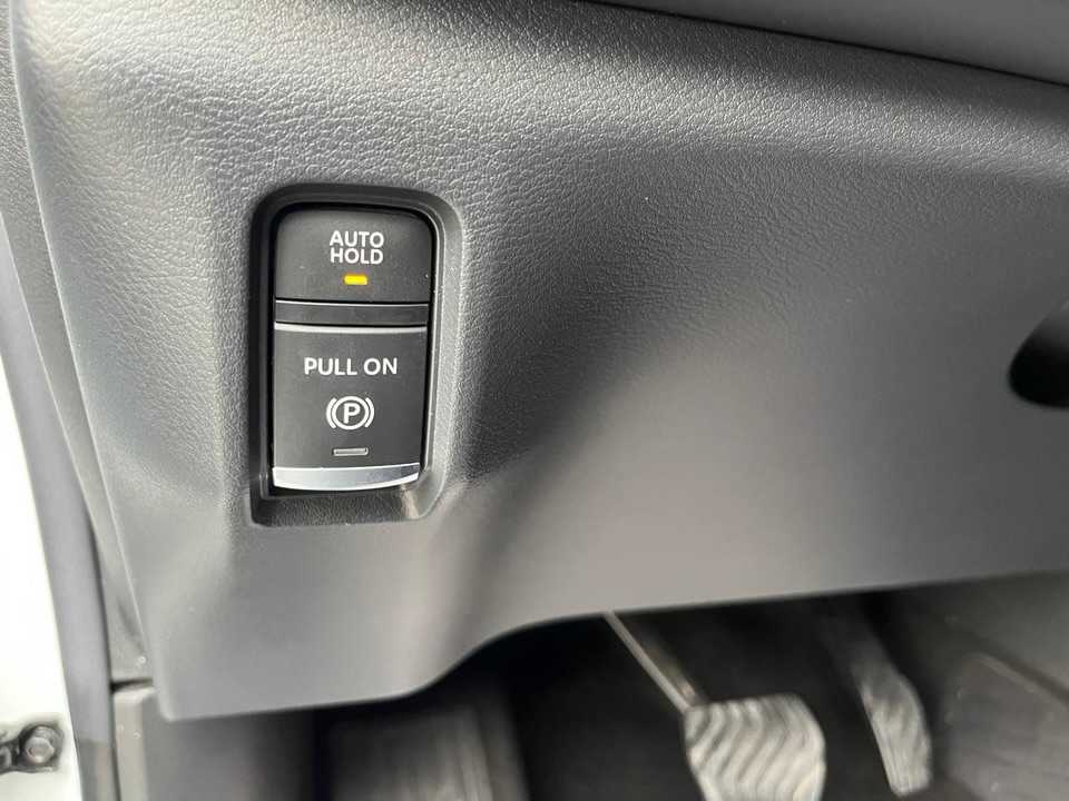 Car Image 2025 NISSAN PATROL Platinum
