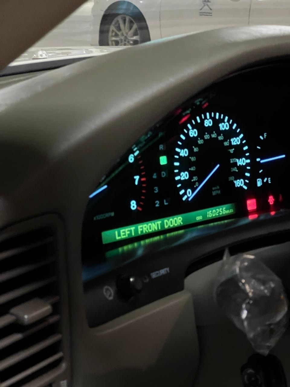 Car Image 1998 LEXUS LS 400