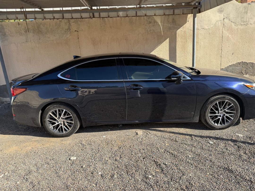 Car Image 2017 LEXUS ES 350