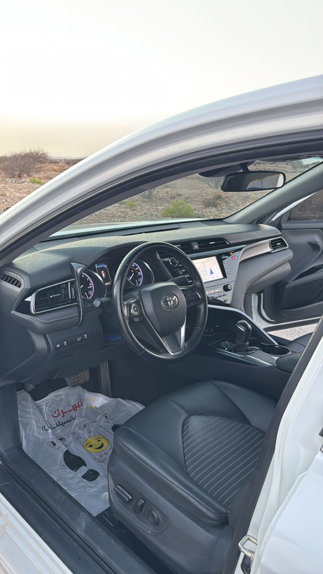 Car Image 2020 TOYOTA CAMRY SE