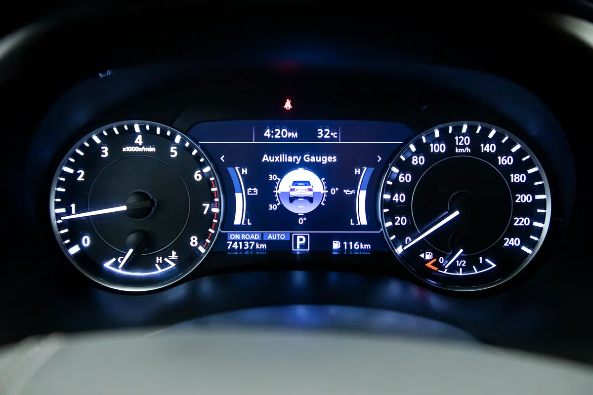 Car Image 2020 NISSAN ARMADA 