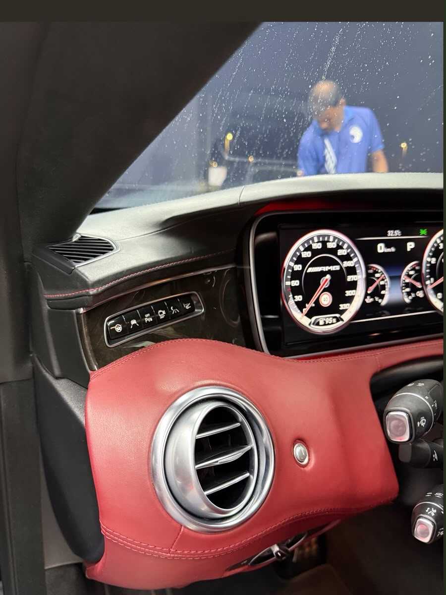 Car Image 2016 MERCEDES S Class S 63