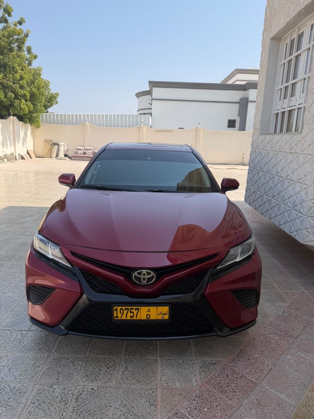 Car Image 2018 TOYOTA CAMRY SE