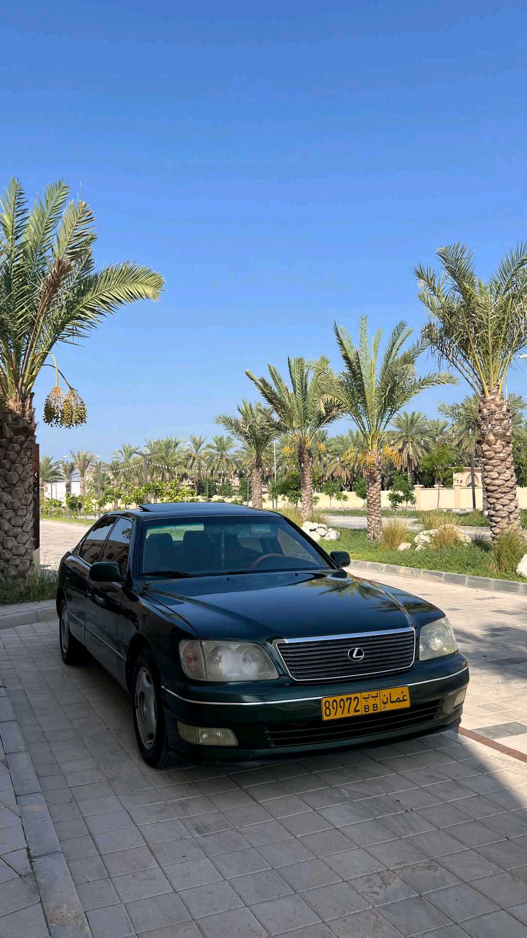 Car Image 1998 LEXUS LS 400