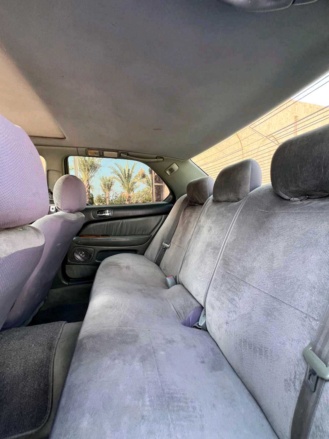 Car Image 1998 LEXUS LS 400