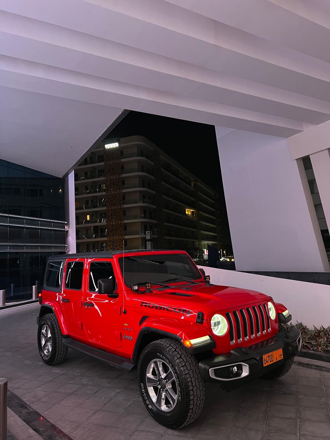Car Image 2018 JEEP WRANGLER SAHARA