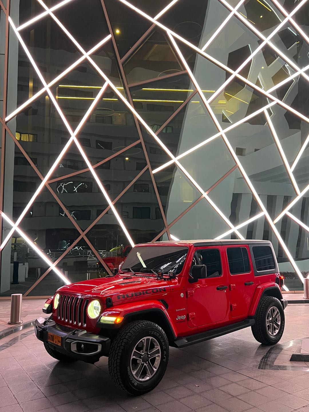 Car Image 2018 JEEP WRANGLER SAHARA