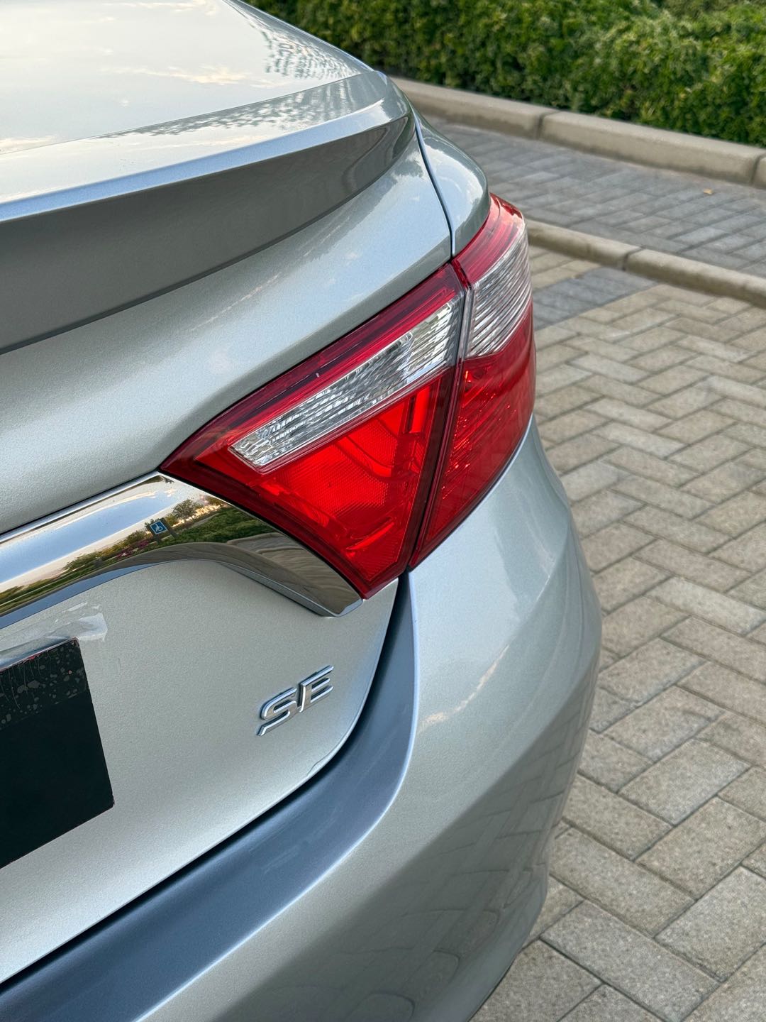 Car Image 2016 TOYOTA CAMRY SE