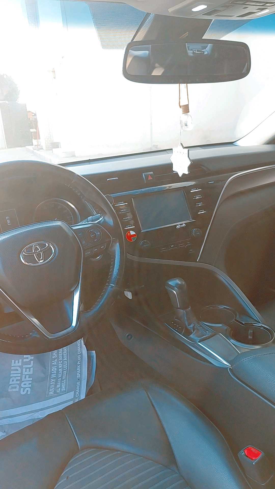Car Image 2018 TOYOTA CAMRY SE