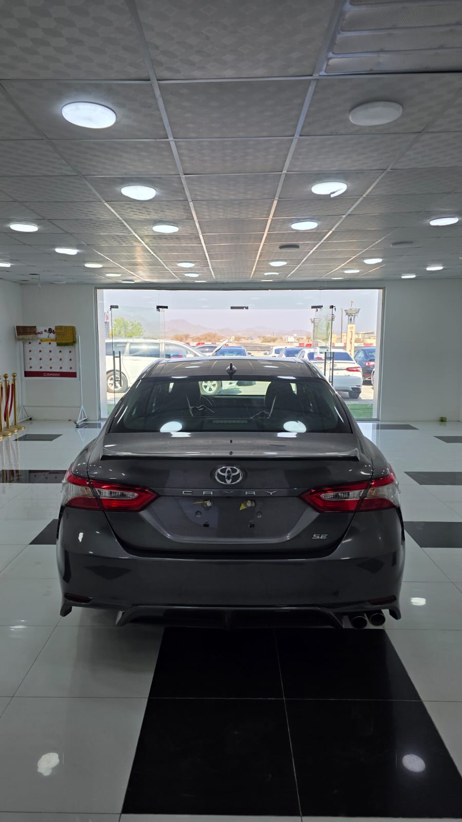 Car Image 2020 TOYOTA CAMRY SE