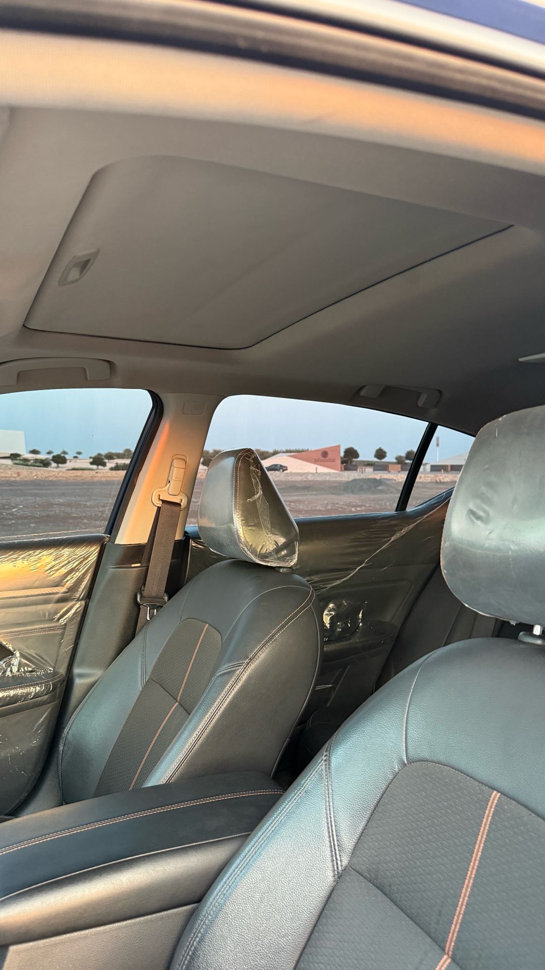 Car Image 2019 NISSAN ALTIMA SR