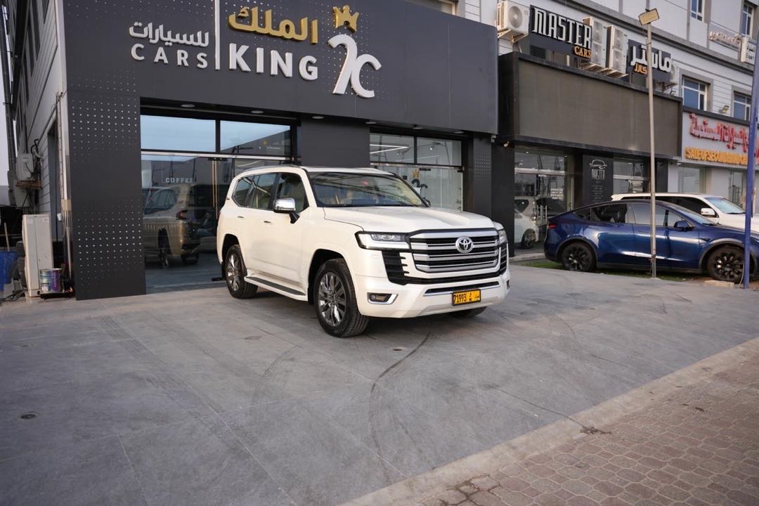 Car Image 2022 TOYOTA LAND CRUISER VX