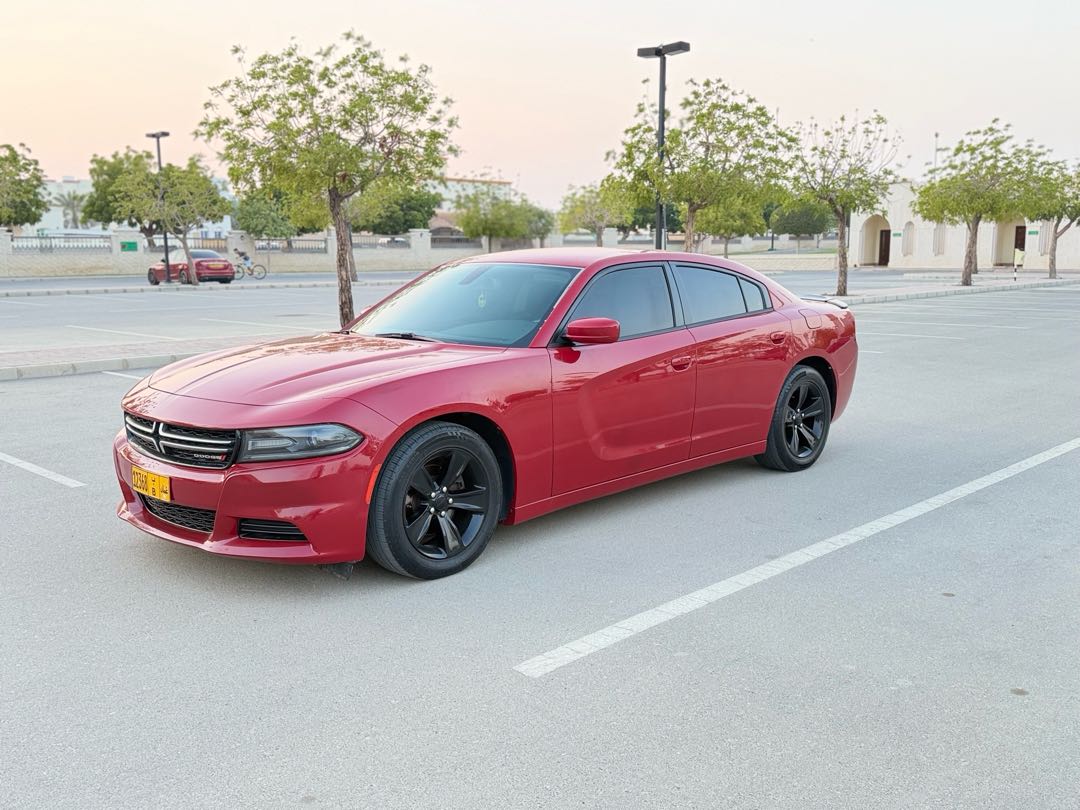 Car Image 2016 DODGE CHARGER R/T