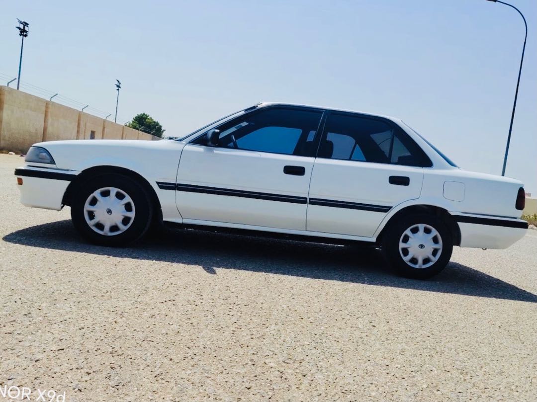 Car Image 1991 TOYOTA COROLLA XLI