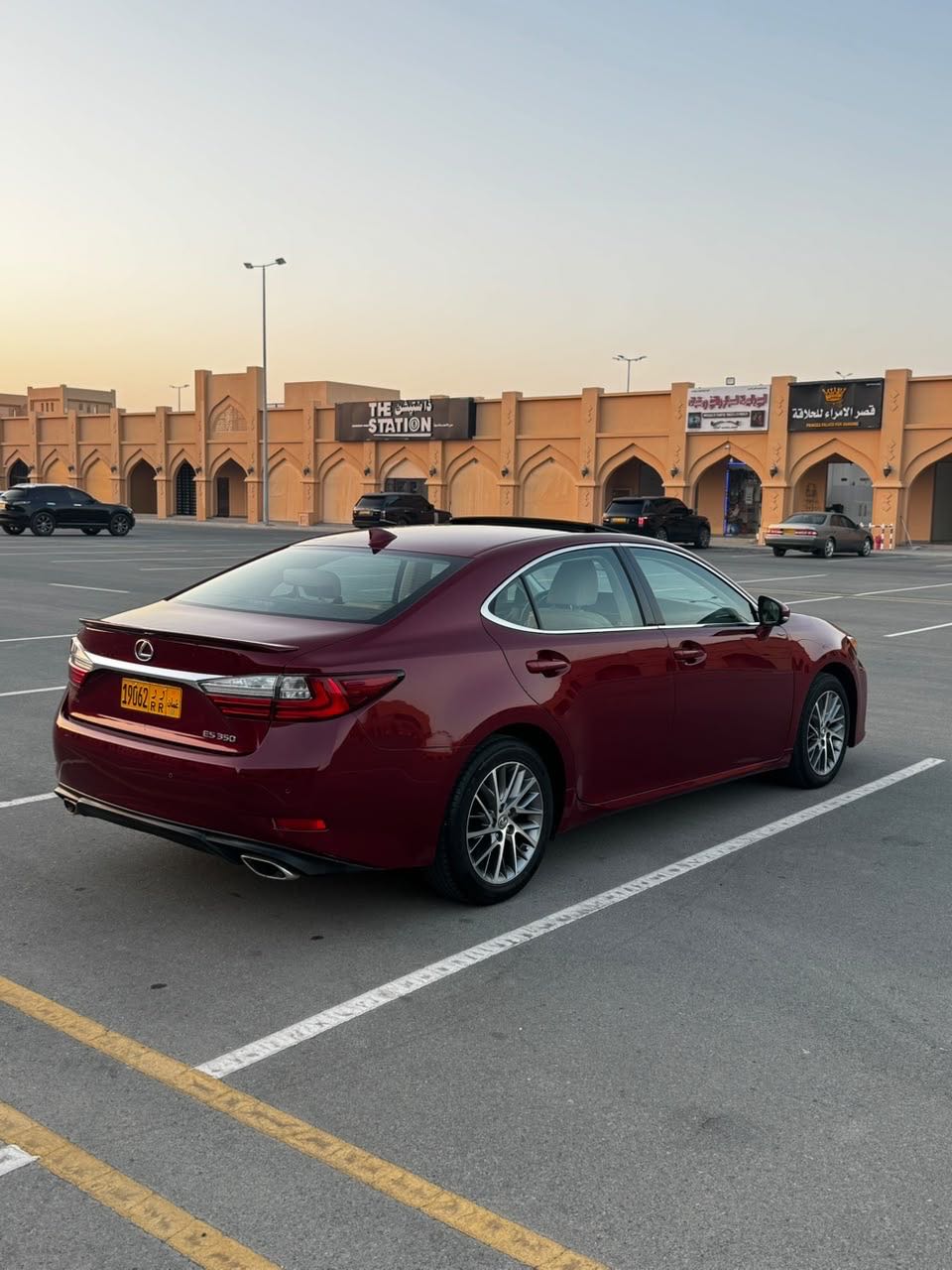 Car Image 2018 LEXUS ES 350