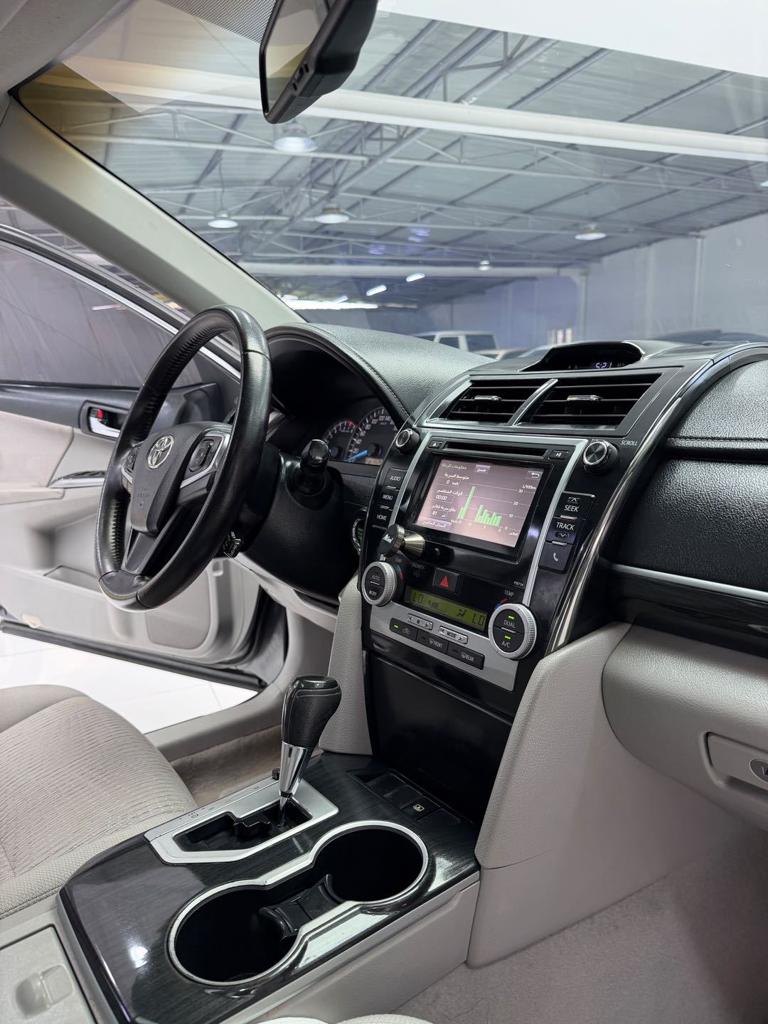 Car Image 2016 TOYOTA CAMRY GLX