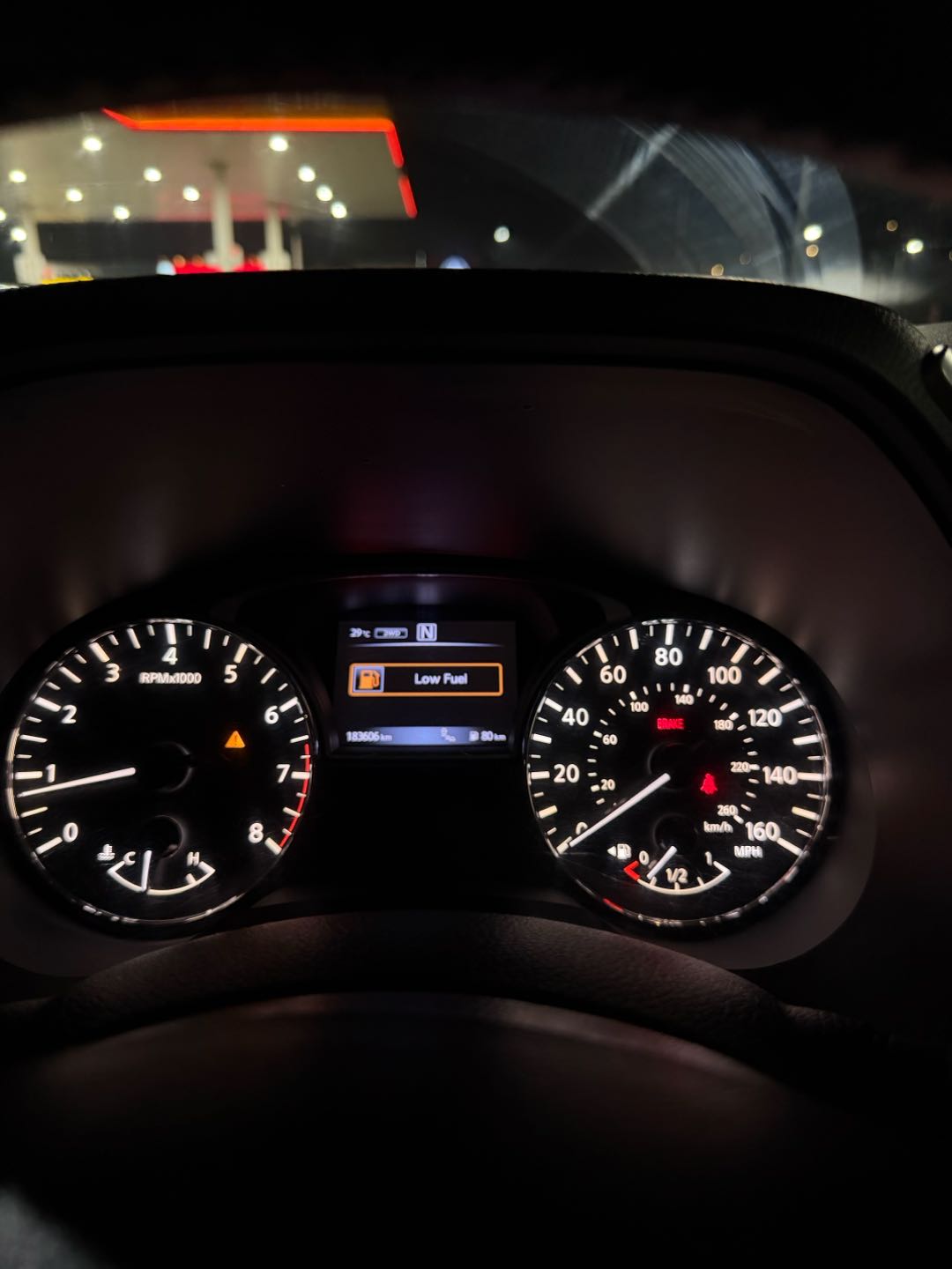 Car Image 2017 NISSAN PATHFINDER SL