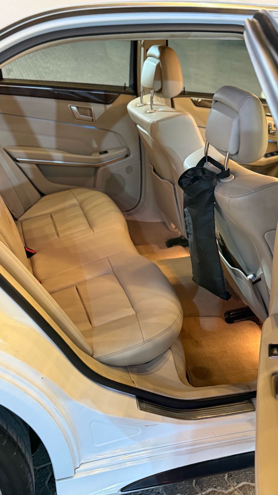 Car Image 2014 MERCEDES E Class 350