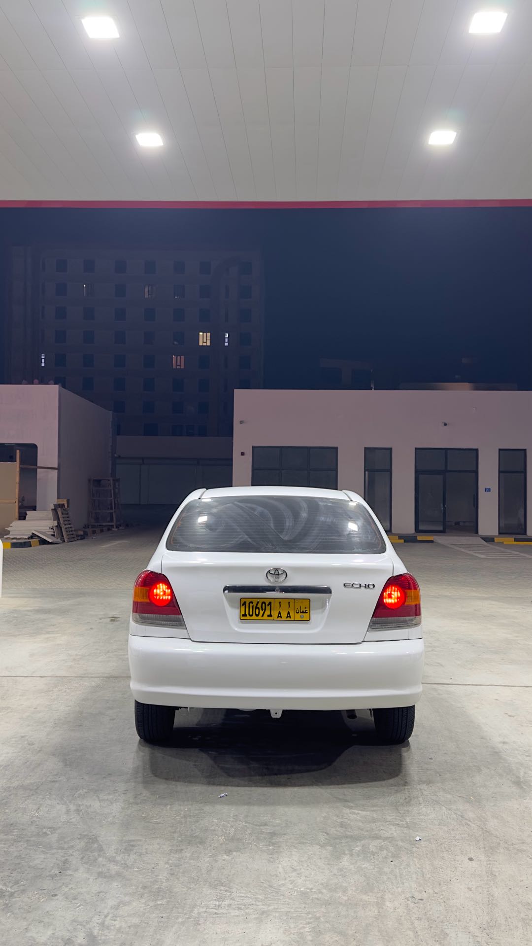 Car Image 2005 TOYOTA ECHO 